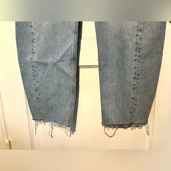 AGOLDE: High-Waisted Button-Fly Jeans - Picture 5 of 5